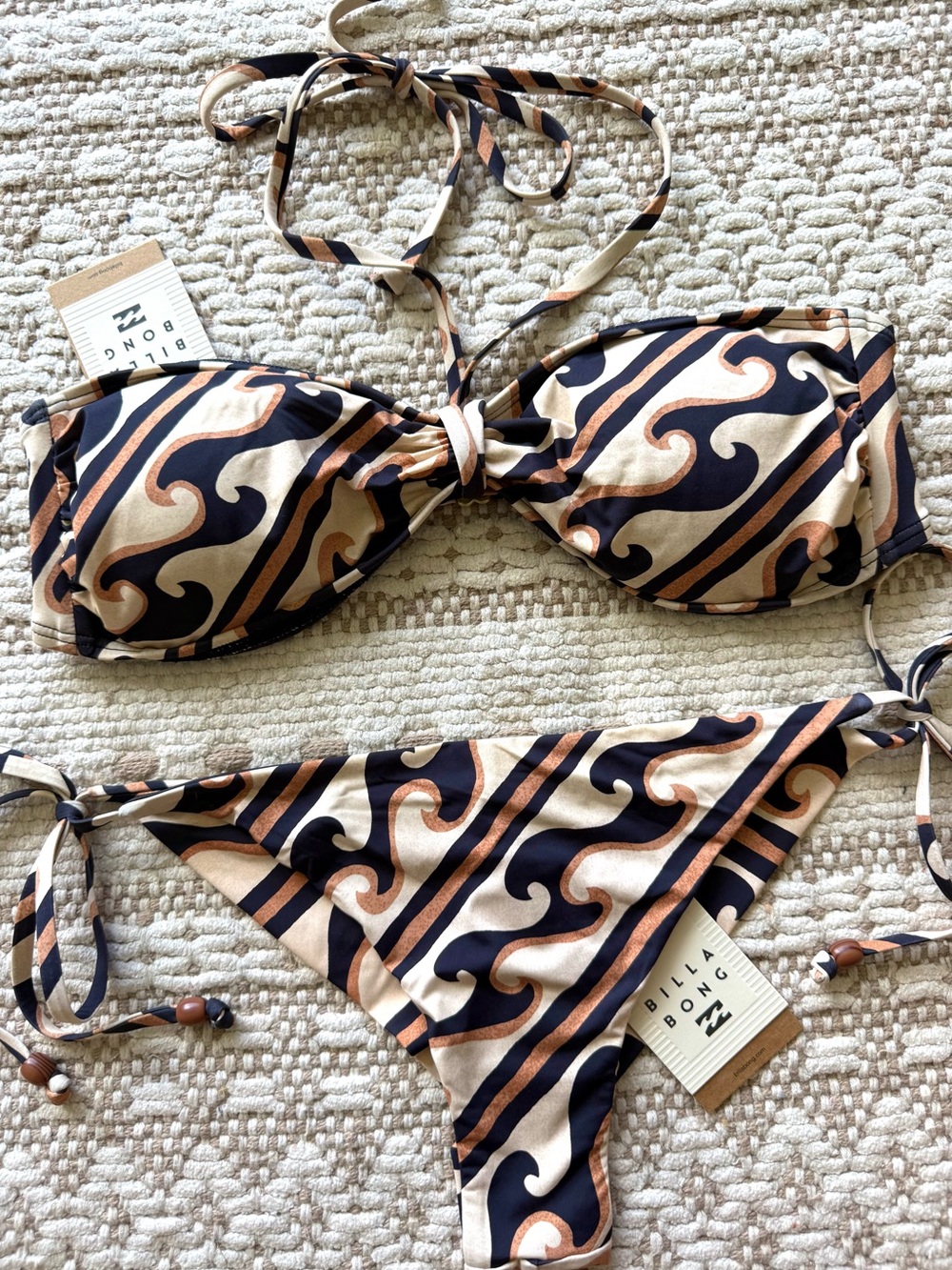 🔥🔥🔥🔥BILLABONG - DARK WAVE HALTER BANDEAU SIDE TIE TANGA BIKINI SET🔥🔥